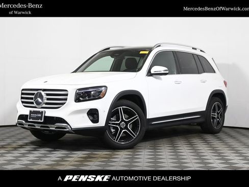 Certified 2026 Mercedes-Benz GLB 250 4MATIC image 1
