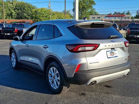 Certified 2023 Ford Escape Active w/ Cold Weather Package FWD image 4