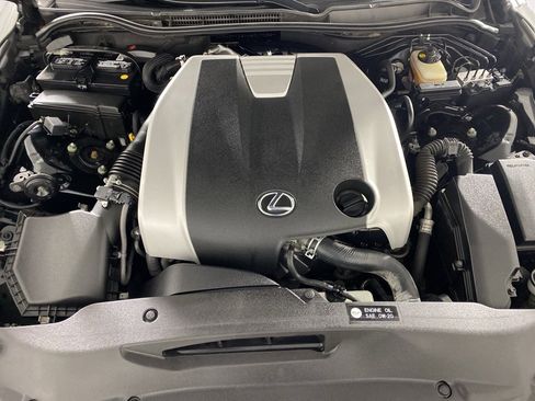 Used 2017 Lexus IS 300 AWD image 35