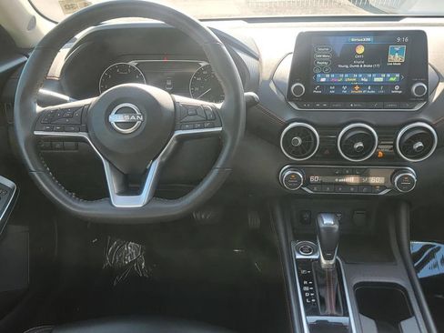 Used 2024 Nissan Sentra SR w/ SR Premium Package FWD image 17