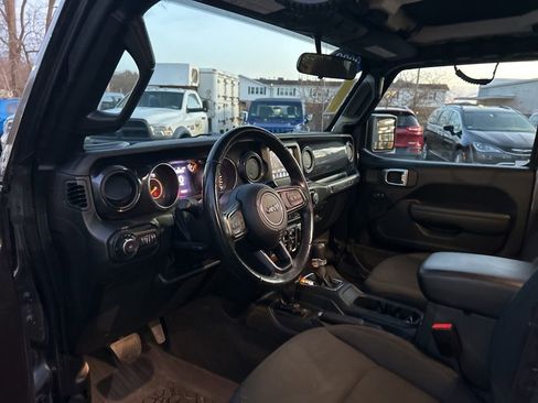 Used 2022 Jeep Wrangler Unlimited Sport image 46