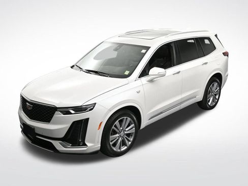 Certified 2024 Cadillac XT6 Premium Luxury AWD/4WD image 17