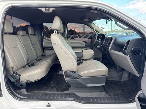 Used 2022 Ford F250 XL w/ Power Equipment Group image 19