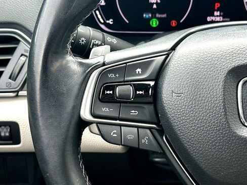 Used 2020 Honda Accord Touring image 24