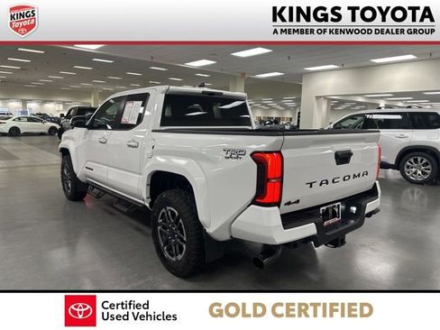 Used 2024 Toyota Tacoma TRD Sport image 6
