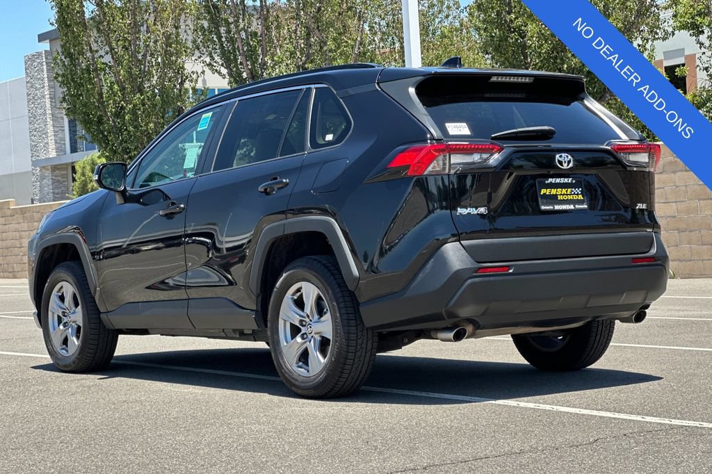 Used 2023 Toyota RAV4 XLE FWD image 6