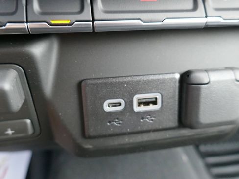 New 2026 Chevrolet Silverado 1500 W/T image 19