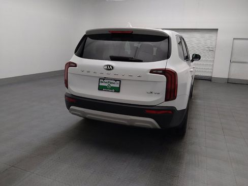 Used 2020 Kia Telluride LX FWD image 7