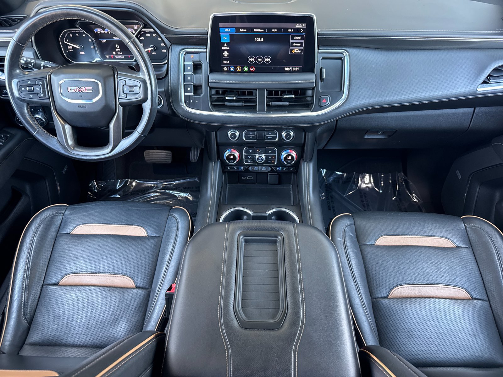 Used 2021 GMC Yukon AT4 AWD/4WD image 15