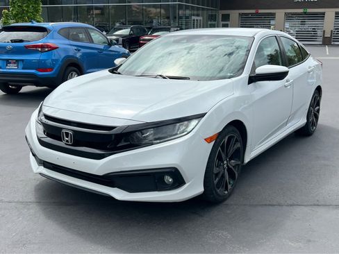 Used 2021 Honda Civic Sport image 2