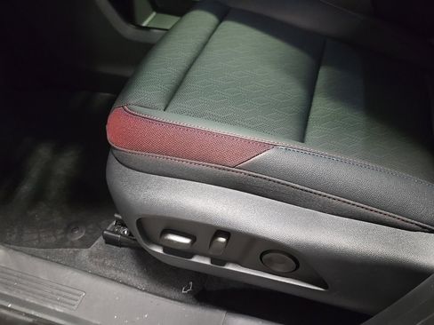 New 2026 Chevrolet Equinox RS image 19