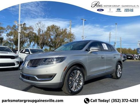 Used 2017 Lincoln MKX Reserve image 8