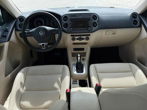 Used 2014 Volkswagen Tiguan S AWD/4WD image 11