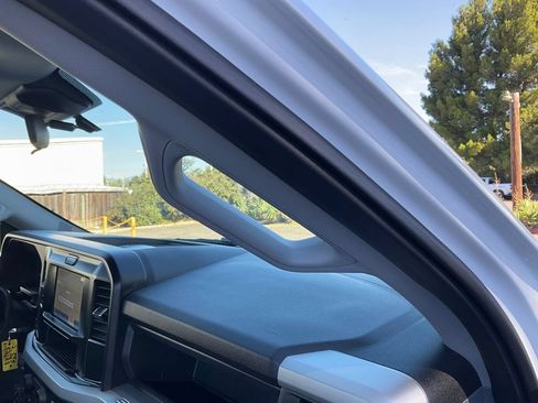 New 2025 Ford F350 XL w/ XL Chrome Package RWD image 57