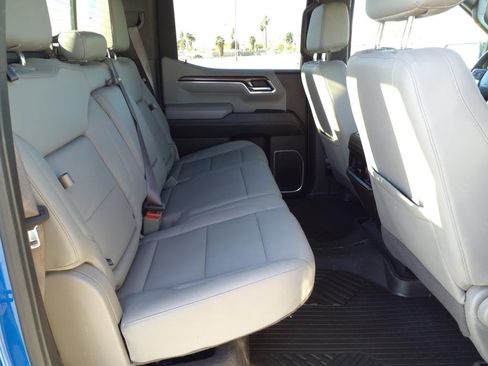 Used 2024 Chevrolet Silverado 1500 LT Trail Boss w/ Convenience Package II image 16