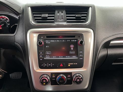 Used 2014 GMC Acadia SLE FWD image 32