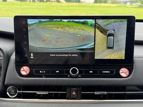 Used 2025 Mitsubishi Outlander SE FWD image 16