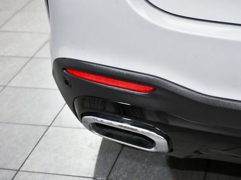 Used 2024 Mercedes-Benz GLE 450 4MATIC image 85