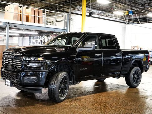 New 2026 RAM 2500 Big Horn AWD/4WD image 4