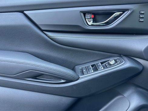 Used 2025 Subaru Ascent Bronze Edition image 8