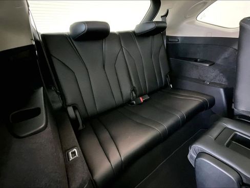 Used 2026 Acura MDX w/ Technology Package image 34