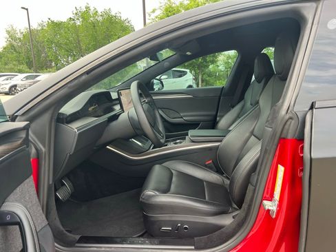 Used 2021 Tesla Model S Plaid image 23