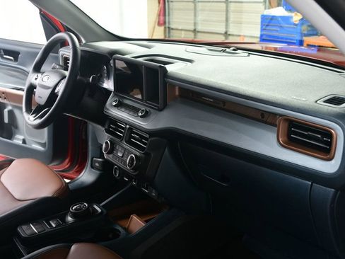 Used 2023 Ford Maverick Lariat image 26