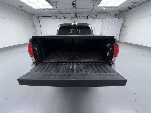 Certified 2023 Toyota Tacoma SR5 AWD/4WD image 14