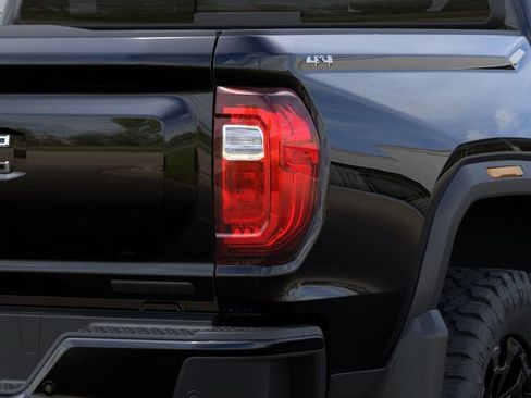 New 2026 GMC Canyon Elevation w/ Convenience Package AWD/4WD image 11