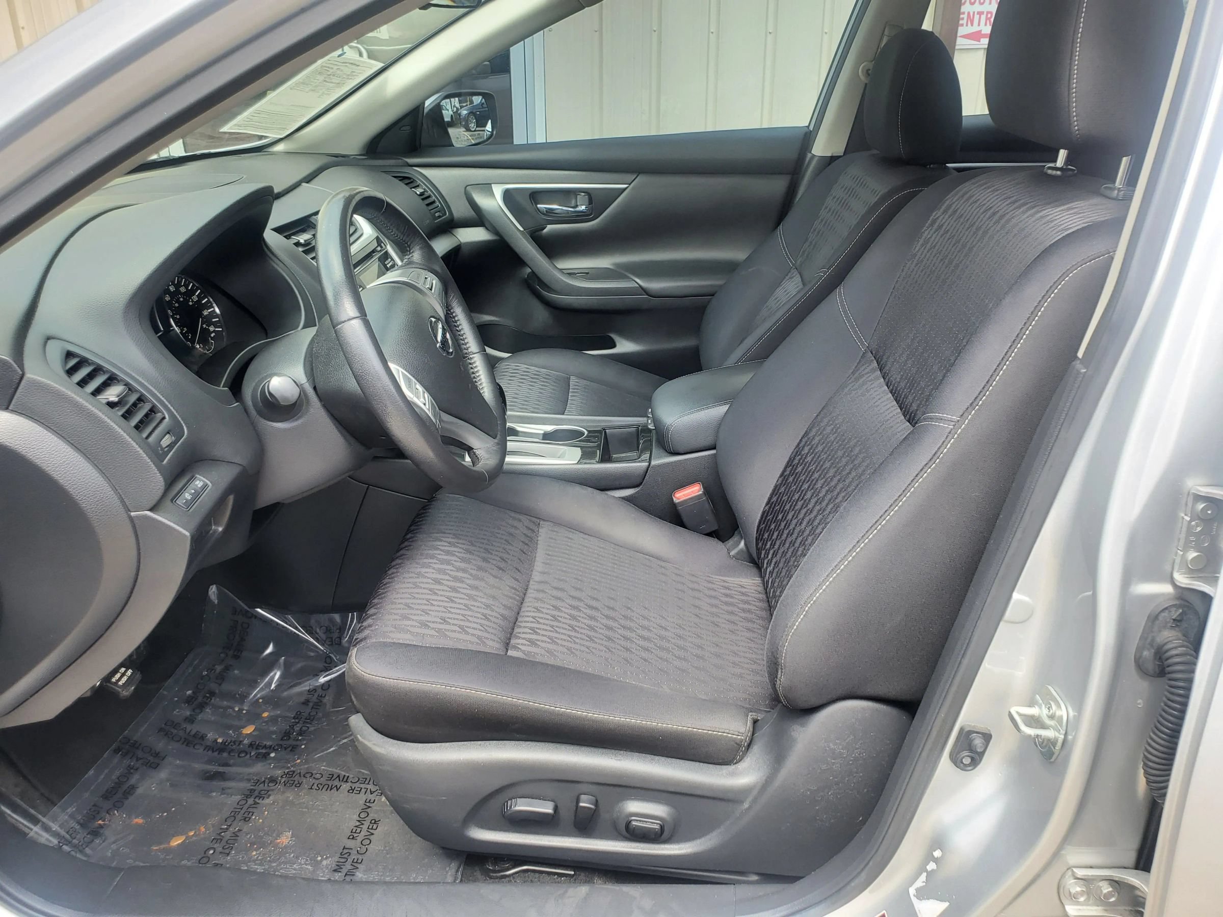 Used 2018 Nissan Altima 2.5 SV FWD image 5