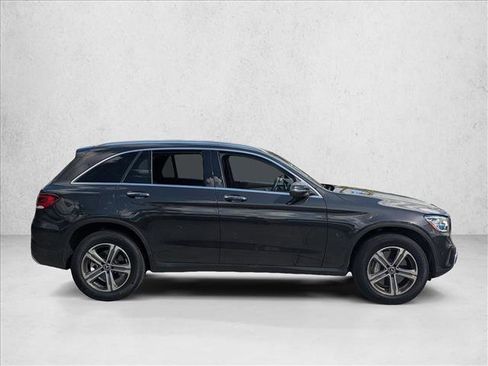 Used 2022 Mercedes-Benz GLC 300 GLC 300 image 4