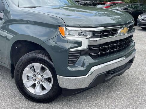 Used 2025 Chevrolet Silverado 1500 LT AWD/4WD image 9
