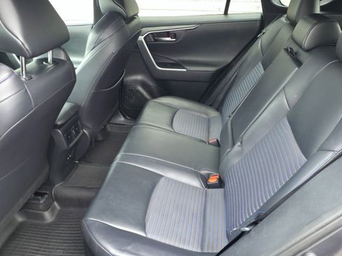 Used 2020 Toyota RAV4 XSE AWD/4WD image 8