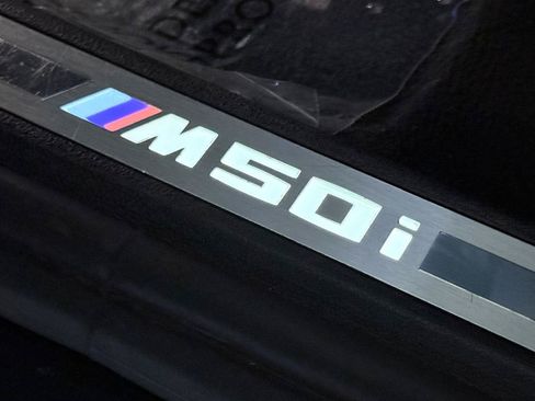 Used 2022 BMW X7 M50i w/ Cold Weather Package AWD/4WD image 18