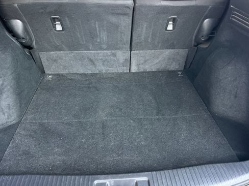 Used 2017 Honda HR-V LX image 16