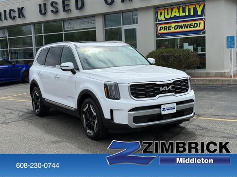 Used 2025 Kia Telluride S AWD/4WD image 1