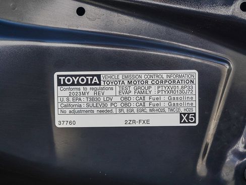 Certified 2023 Toyota Corolla LE image 29