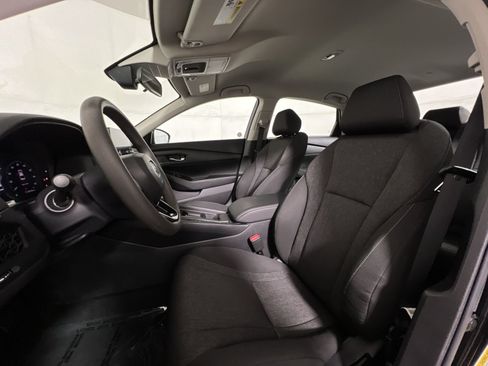 Used 2025 Honda Accord LX image 13