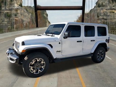 New 2026 Jeep Wrangler Unlimited Sahara AWD/4WD image 4