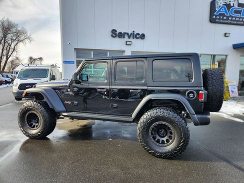 Used 2019 Jeep Wrangler Unlimited Sport S image 8