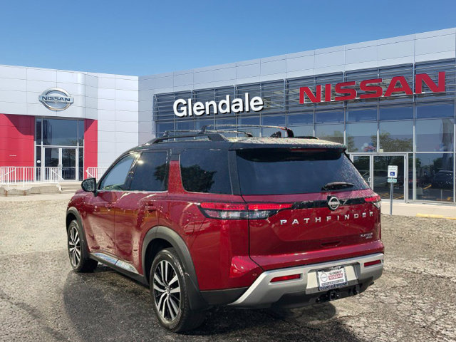 Used 2023 Nissan Pathfinder Platinum AWD/4WD image 6