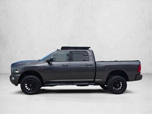 Used 2017 RAM 2500 Big Horn w/ Sport Appearance Group AWD/4WD image 8