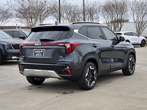 New 2026 Kia Seltos SX w/ SX Sunroof Package image 4