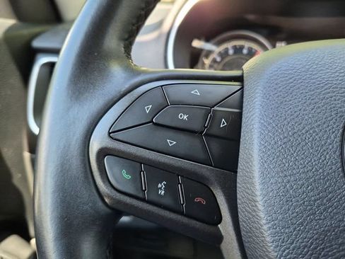 Used 2019 Jeep Cherokee Trailhawk w/ Comfort/Convenience Group AWD/4WD image 15