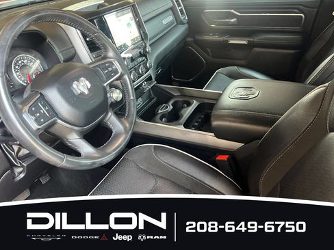 Used 2024 RAM 1500 Laramie AWD/4WD image 4