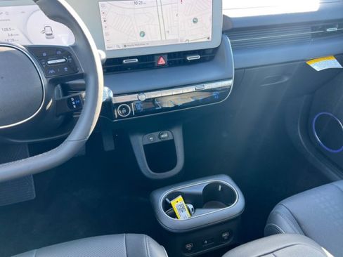 Used 2023 Hyundai Ioniq 5 Limited image 14