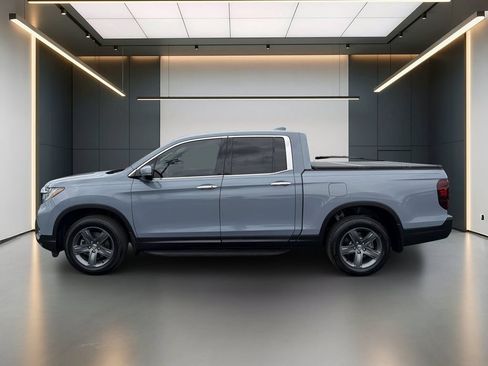 Used 2023 Honda Ridgeline RTL-E image 2