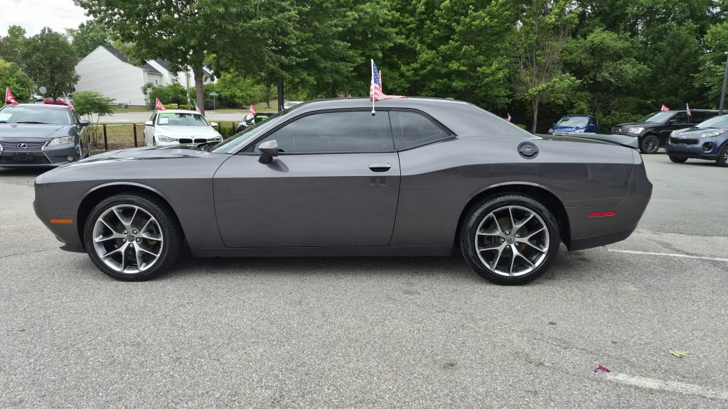 Used 2021 Dodge Challenger SXT w/ Blacktop Package RWD image 8