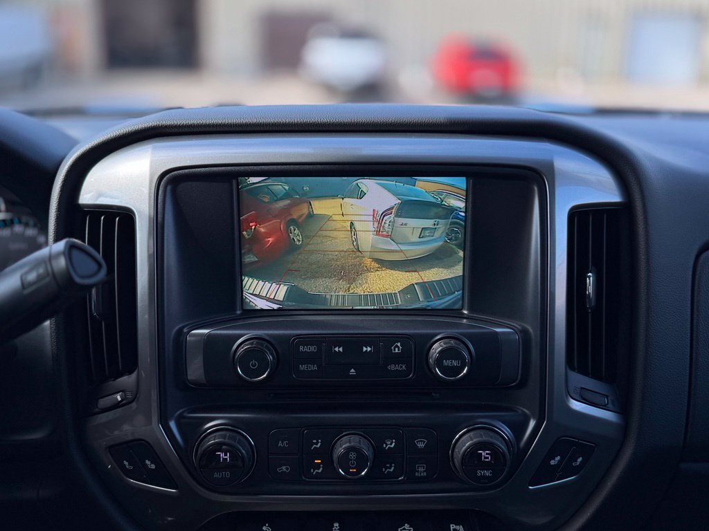 Used 2018 Chevrolet Silverado 1500 LT w/ All Star Edition AWD/4WD image 4