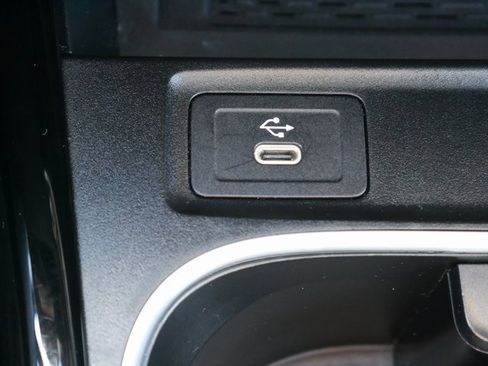 Used 2025 Mercedes-Benz CLA 250 4MATIC image 20